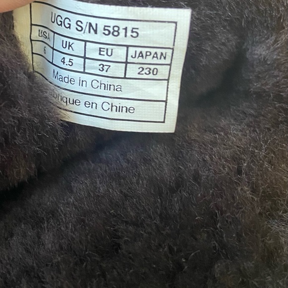 UGG dark brown boots size 6 - Picture 7 of 7